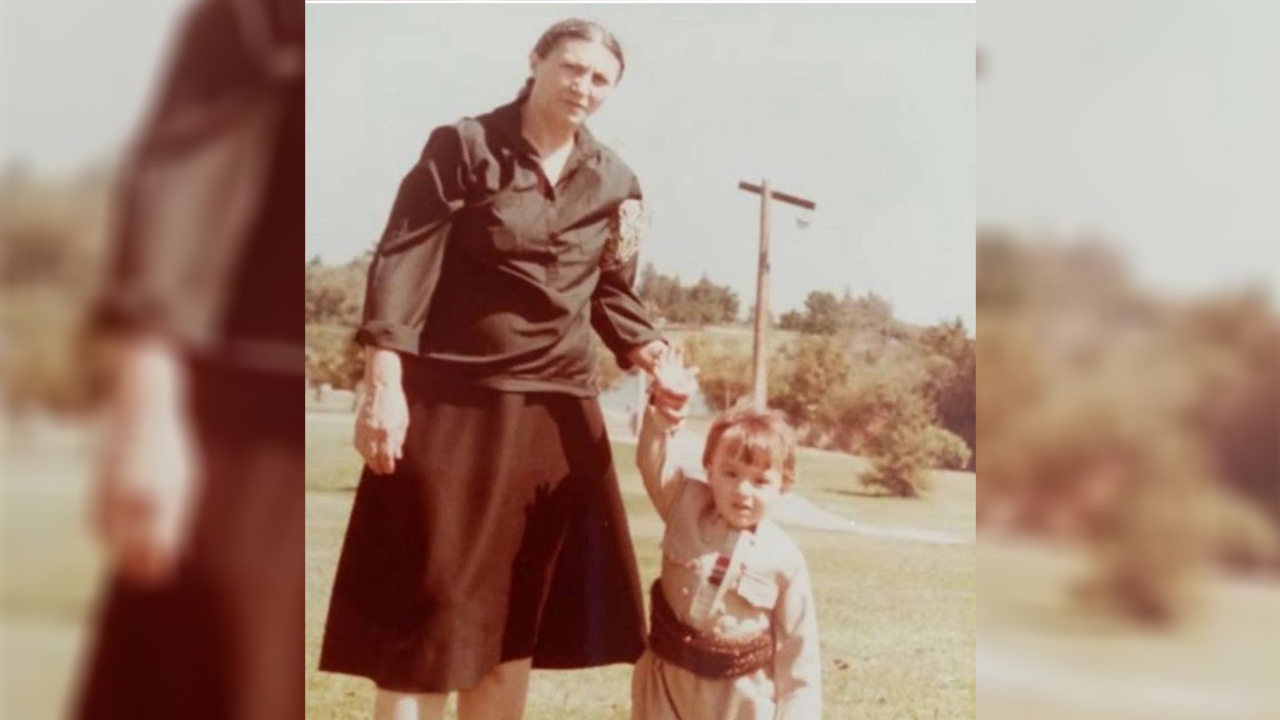 تصویر گالری ۳